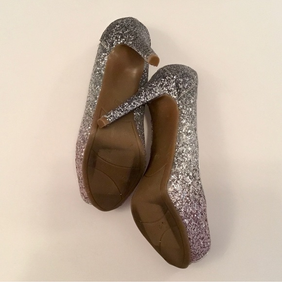 Marc Fisher “Harpley” Glitter Peep Toe Platform Pump - Picture 8 of 10